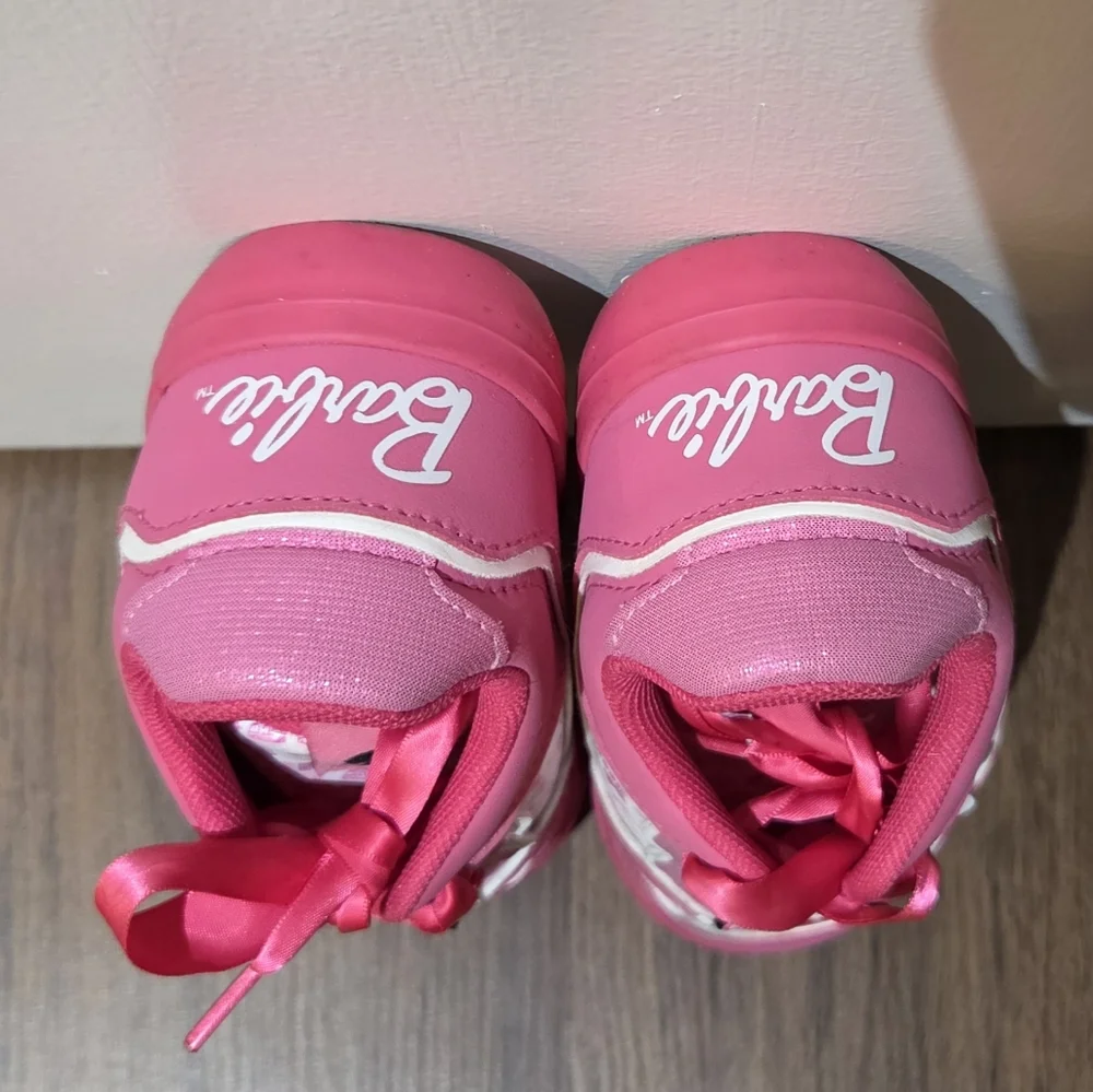 Girl's Ground Up Barbie Sneakers, Size 1 Y - Picture 10 of 11